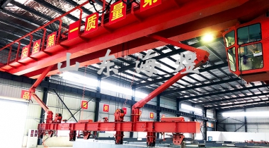 管樁自動(dòng)夾具